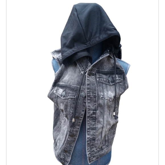 Victorious Los Angeles Premium quality denim Vest - Picture 1 of 9